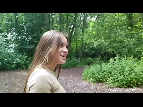 ❤️ Aku disaranake kanggo Evelina yen kita jancok ing panggonan umum! Dheweke kandha ya. Banjur aku bajingan dheweke ing bokong lan cum ing dheweke tutuk. Banjur dheweke nesu dhéwé. ❤❌ Video seks ing pornojv.trysex.ru ❌